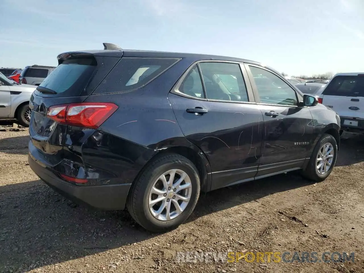 3 Photograph of a damaged car 3GNAXHEV1LS672835 CHEVROLET EQUINOX 2020