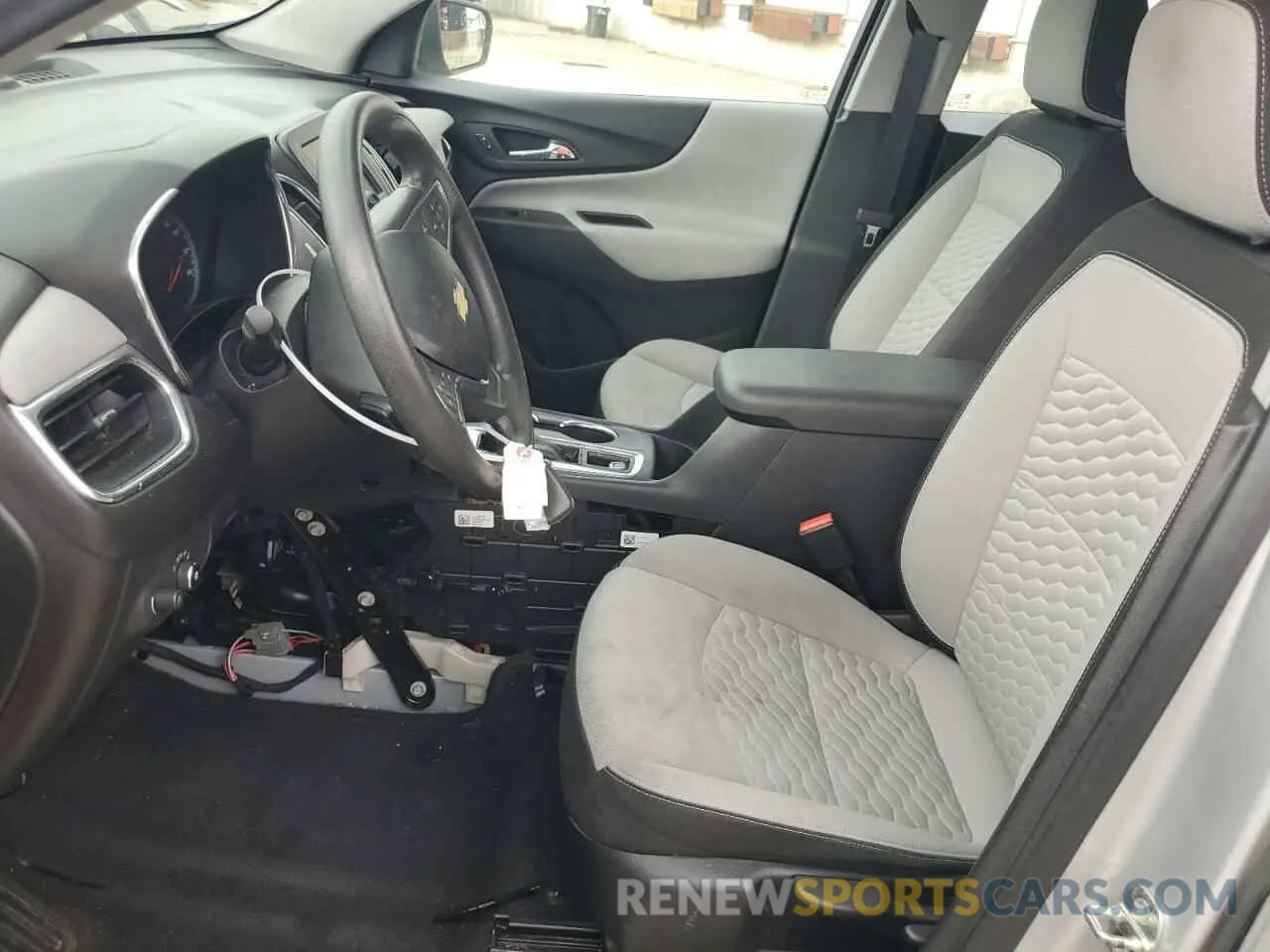 7 Photograph of a damaged car 3GNAXHEV1LS683625 CHEVROLET EQUINOX 2020