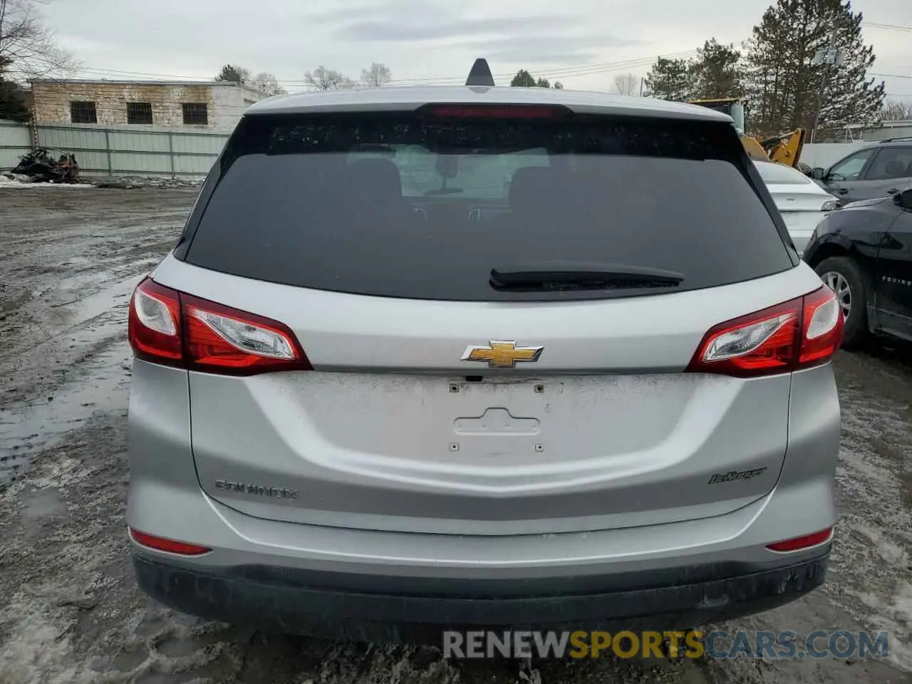 6 Photograph of a damaged car 3GNAXHEV1LS685682 CHEVROLET EQUINOX 2020