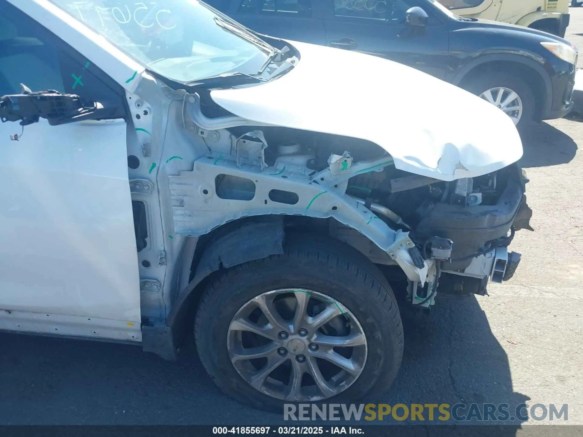 18 Фотография поврежденного автомобиля 3GNAXHEV2LS513306 CHEVROLET EQUINOX 2020
