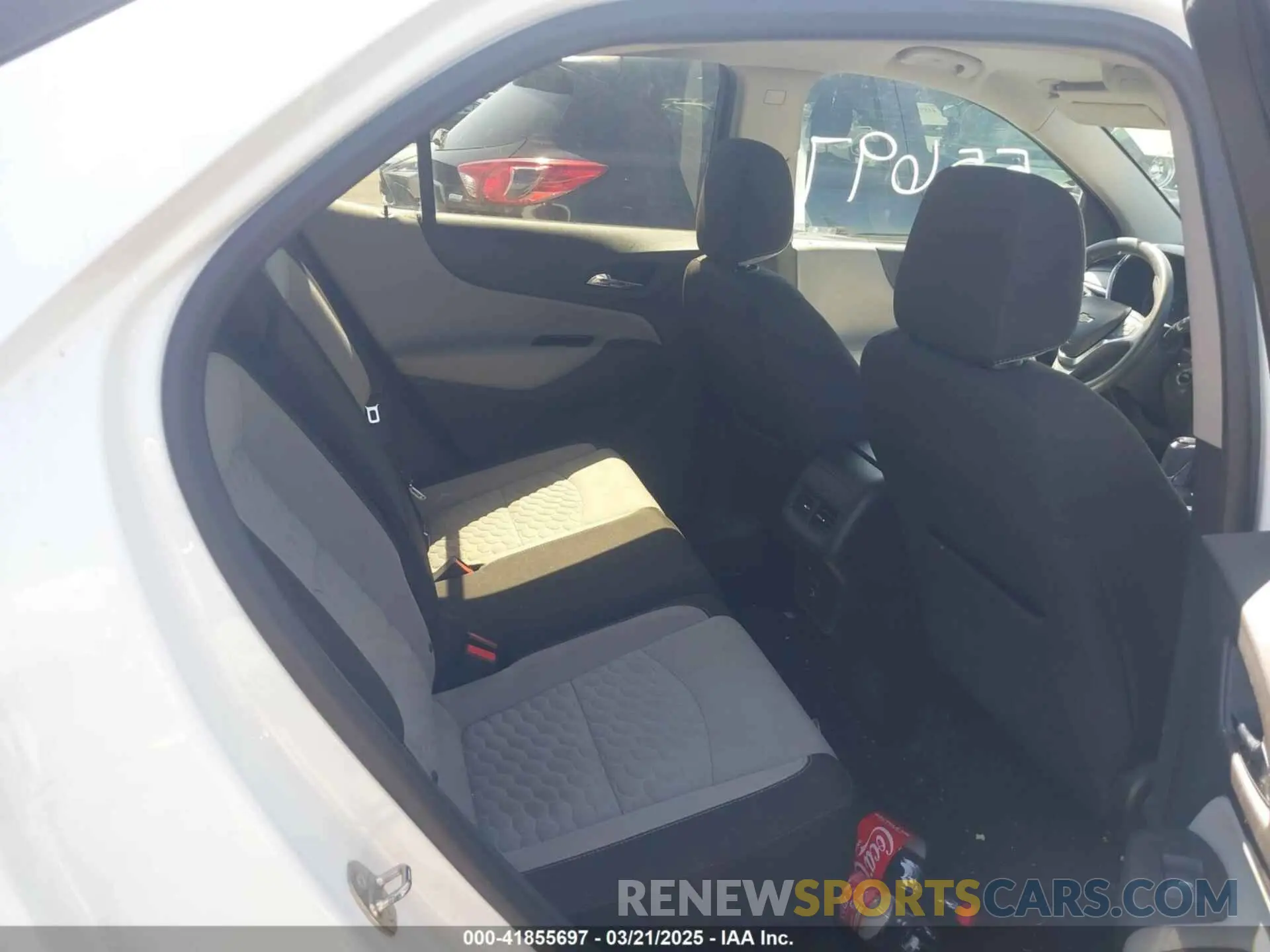 8 Фотография поврежденного автомобиля 3GNAXHEV2LS513306 CHEVROLET EQUINOX 2020