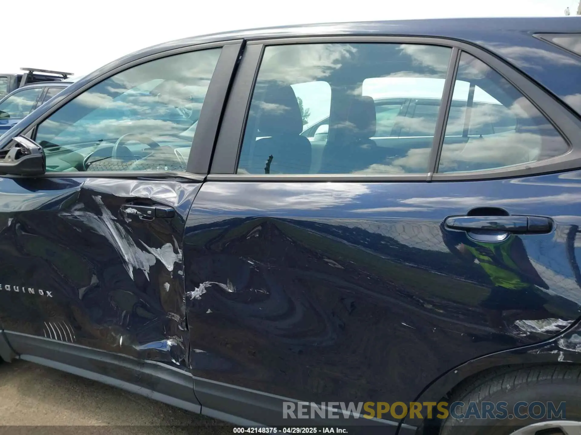14 Photograph of a damaged car 3GNAXHEV3LS668110 CHEVROLET EQUINOX 2020
