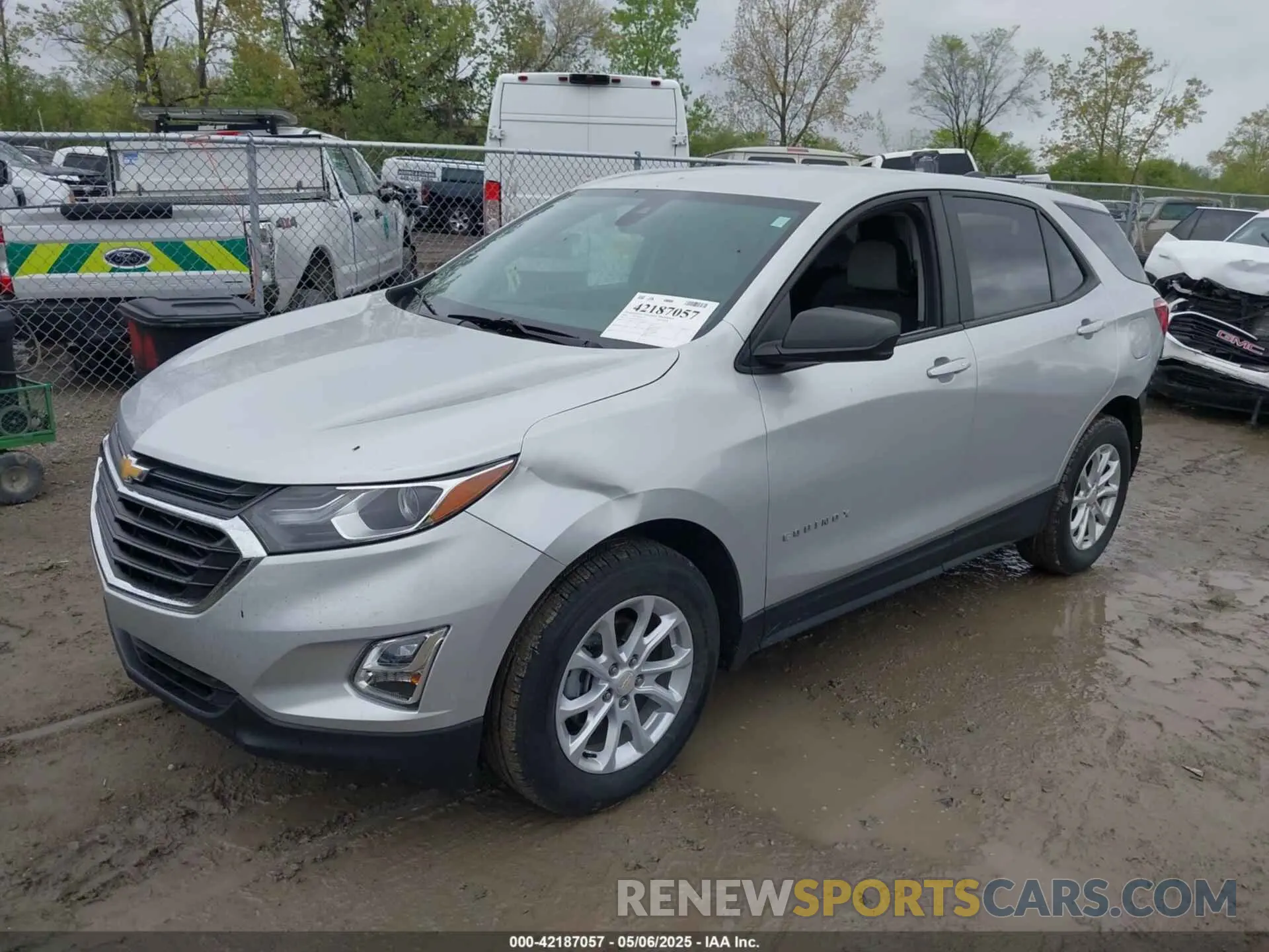 2 Фотография поврежденного автомобиля 3GNAXHEV3LS679799 CHEVROLET EQUINOX 2020