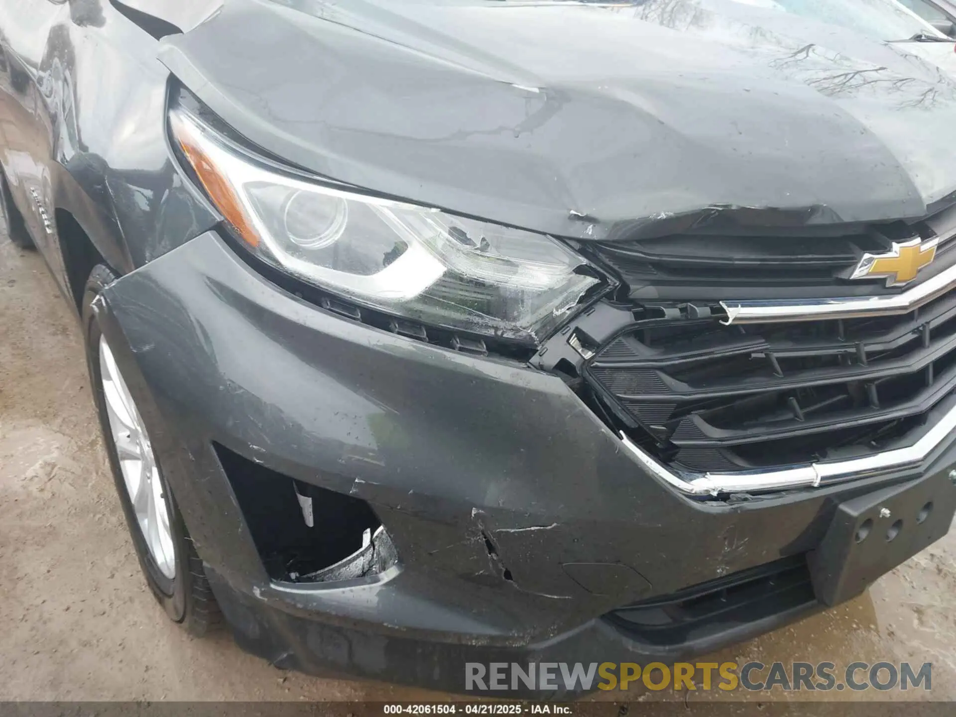 6 Photograph of a damaged car 3GNAXHEV4LS545593 CHEVROLET EQUINOX 2020