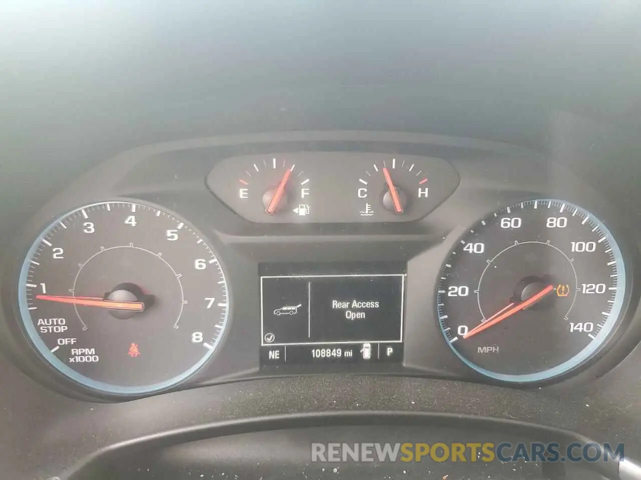 9 Фотография поврежденного автомобиля 3GNAXHEV4LS589576 CHEVROLET EQUINOX 2020