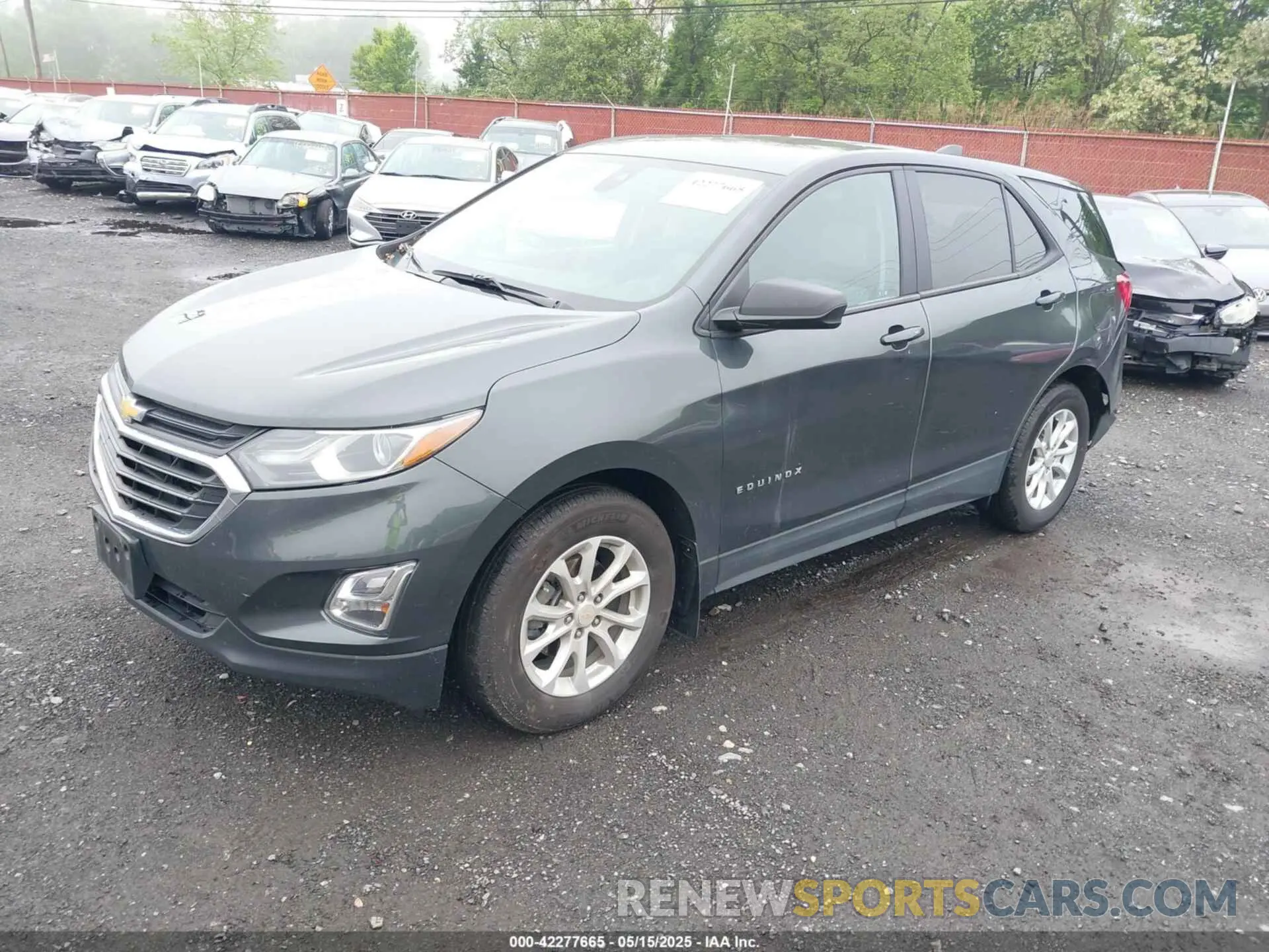 2 Фотография поврежденного автомобиля 3GNAXHEV4LS592073 CHEVROLET EQUINOX 2020