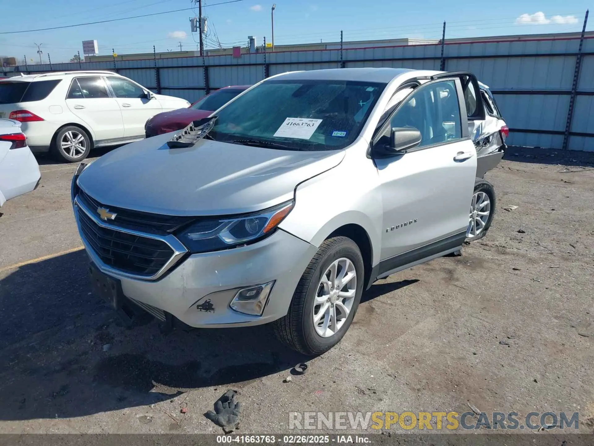 2 Photograph of a damaged car 3GNAXHEV4LS595250 CHEVROLET EQUINOX 2020