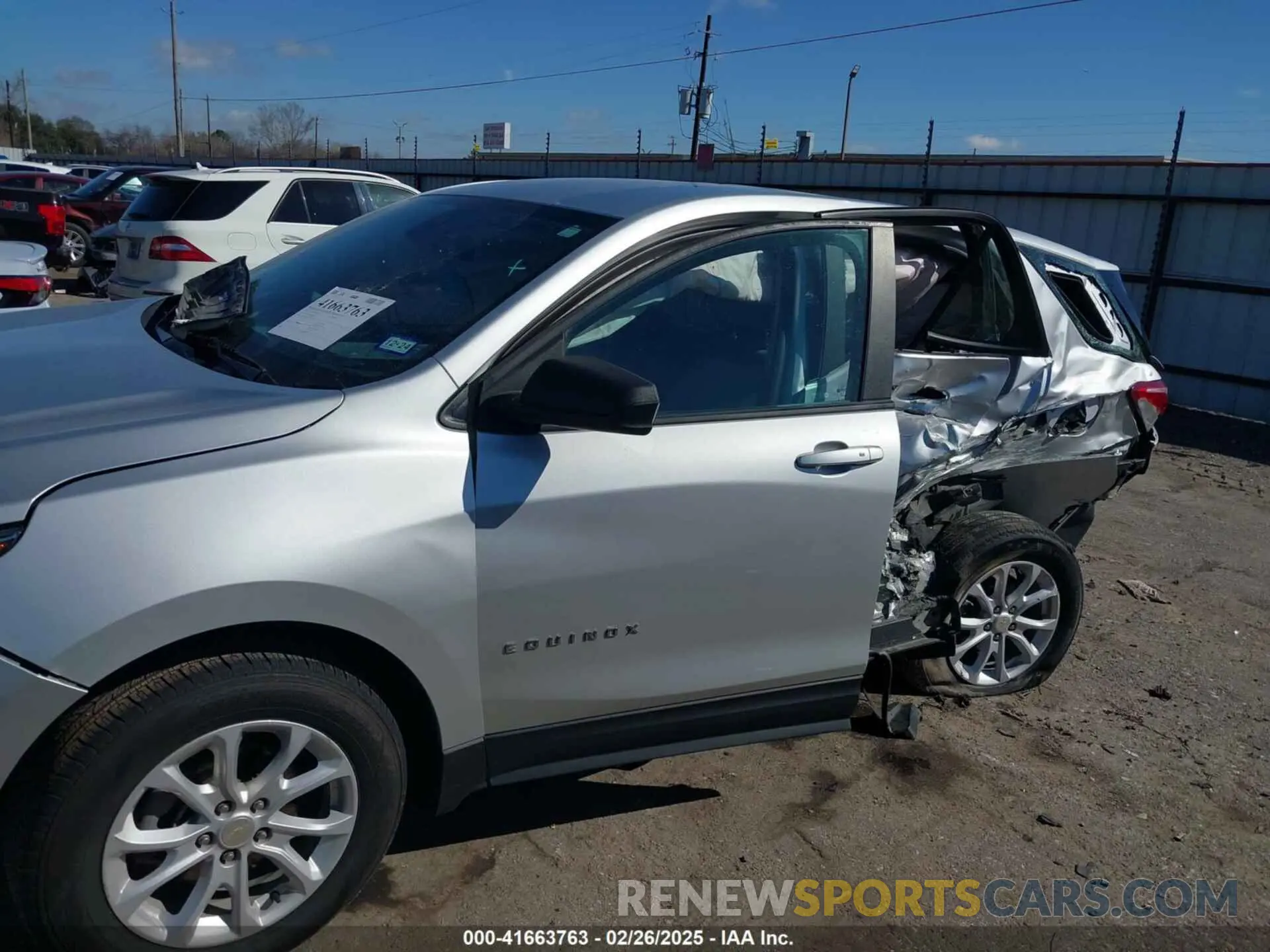 6 Photograph of a damaged car 3GNAXHEV4LS595250 CHEVROLET EQUINOX 2020