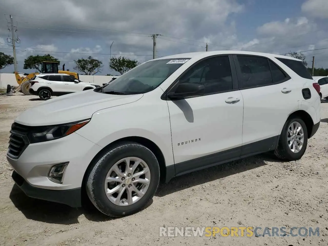 1 Photograph of a damaged car 3GNAXHEV4LS617361 CHEVROLET EQUINOX 2020