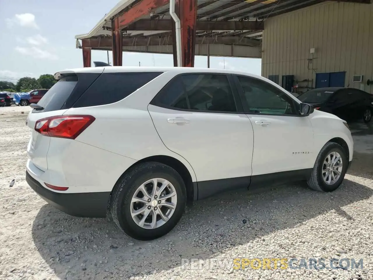 3 Photograph of a damaged car 3GNAXHEV4LS617361 CHEVROLET EQUINOX 2020