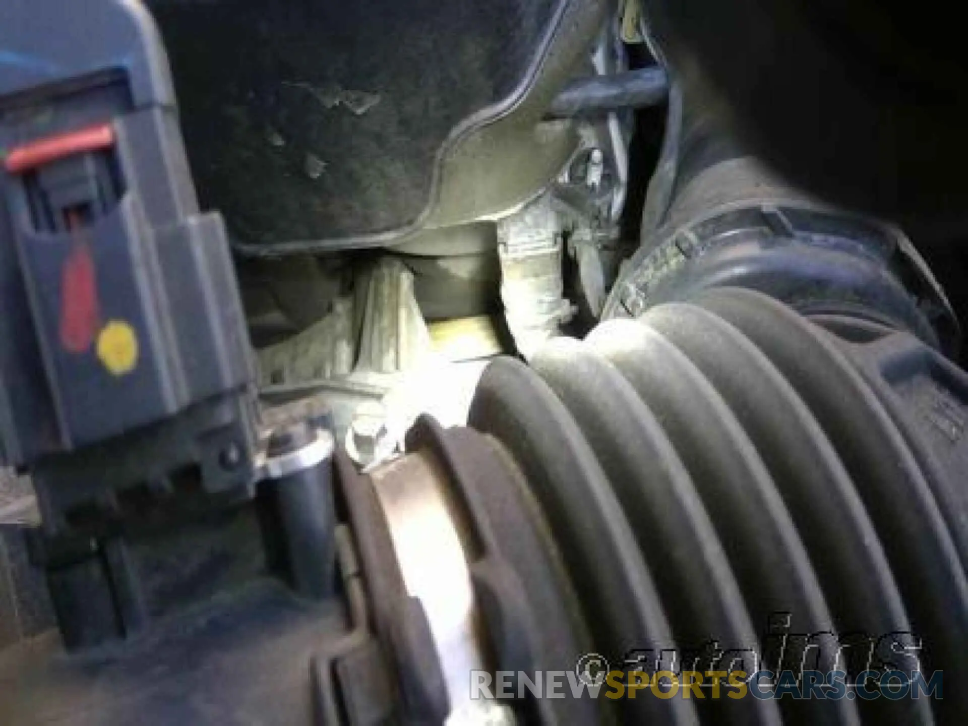 13 Photograph of a damaged car 3GNAXHEV4LS623290 CHEVROLET EQUINOX 2020