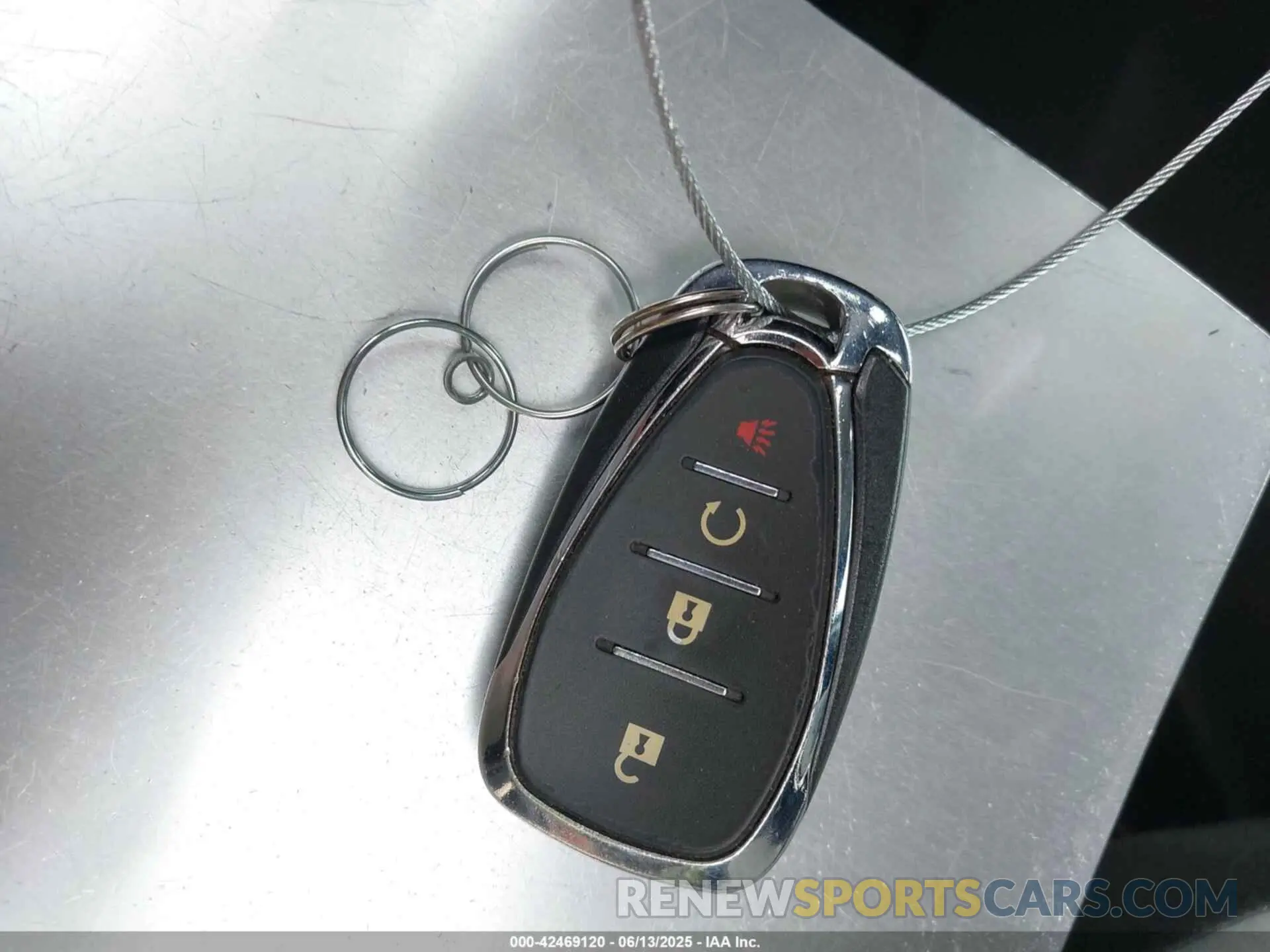 11 Photograph of a damaged car 3GNAXHEV4LS646150 CHEVROLET EQUINOX 2020