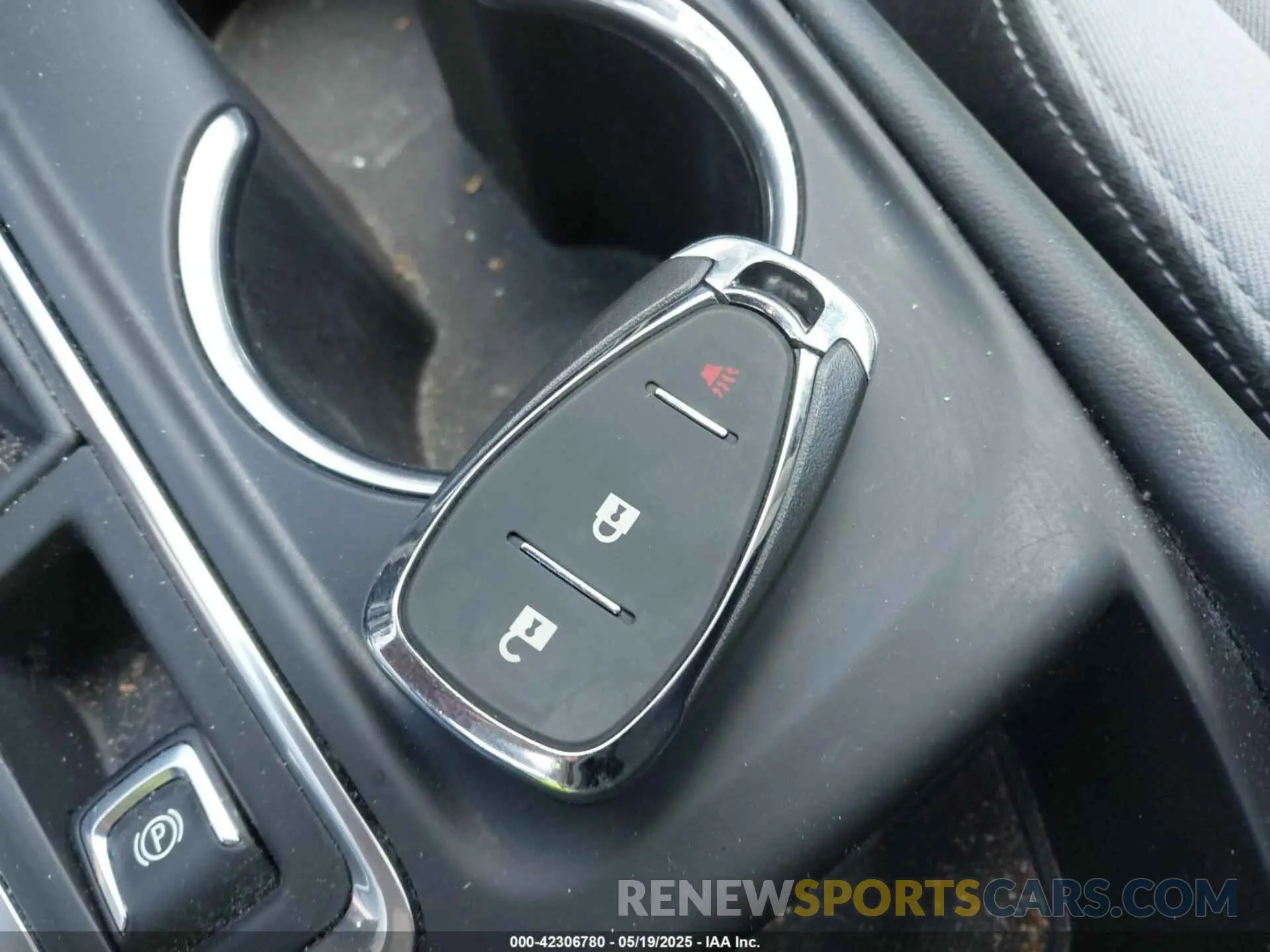 11 Photograph of a damaged car 3GNAXHEV5LS515051 CHEVROLET EQUINOX 2020