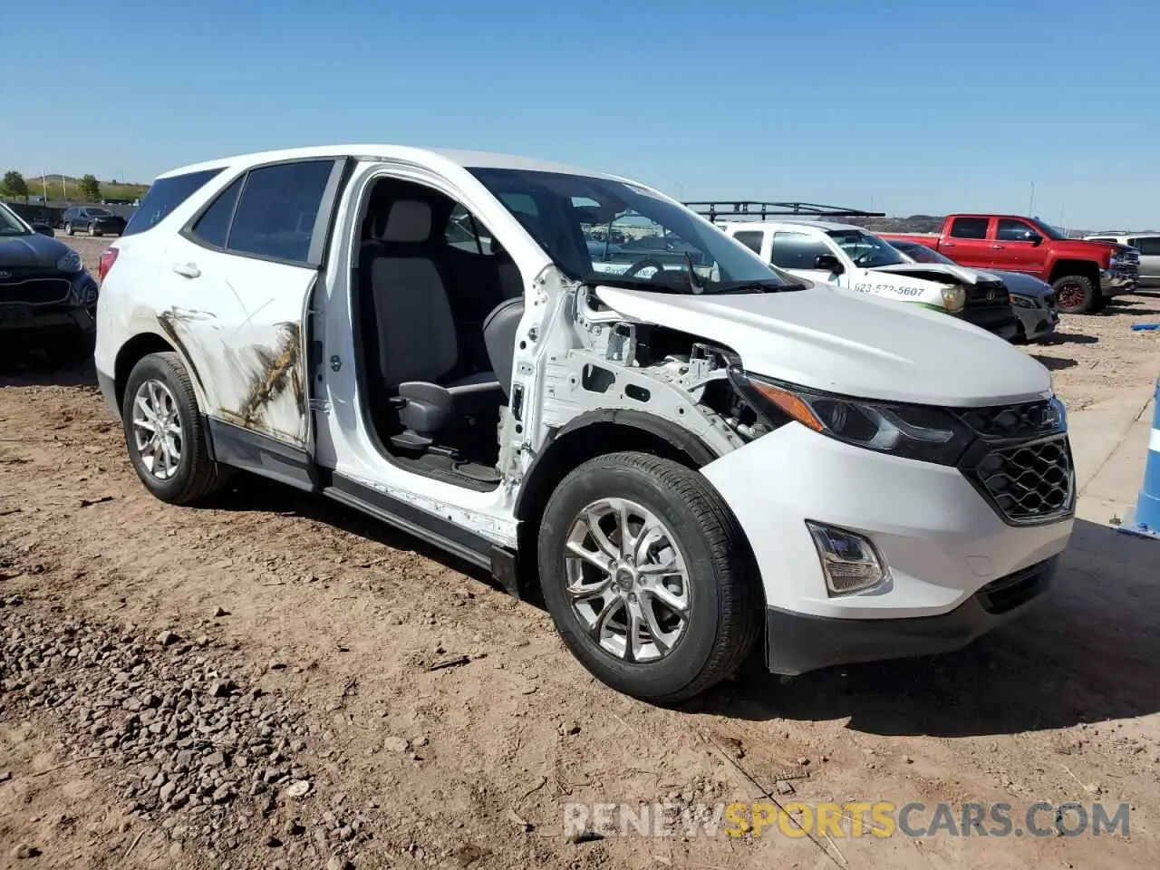 4 Фотография поврежденного автомобиля 3GNAXHEV5LS530102 CHEVROLET EQUINOX 2020