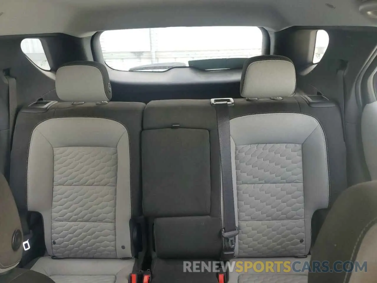 10 Photograph of a damaged car 3GNAXHEV5LS547546 CHEVROLET EQUINOX 2020