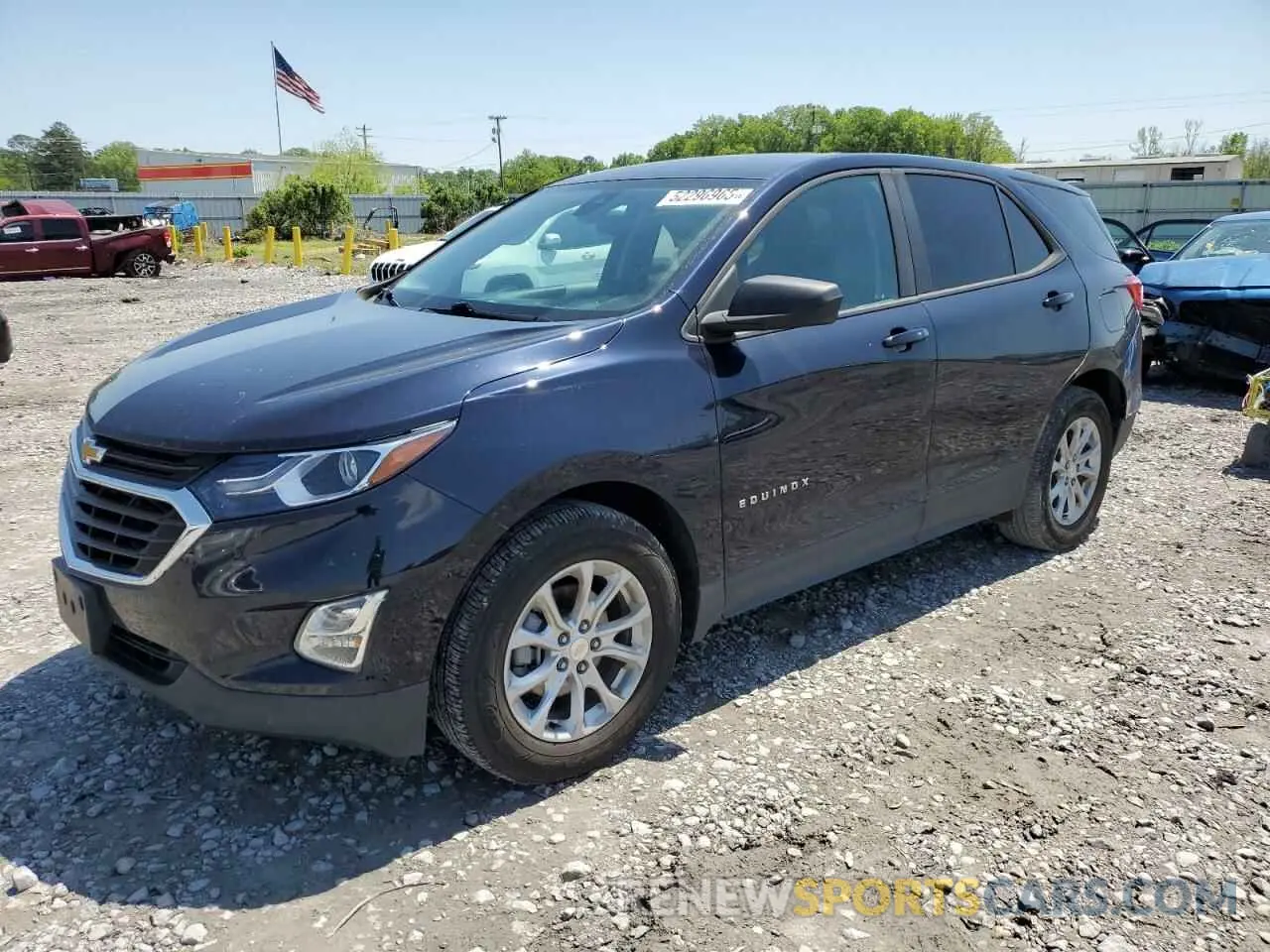 1 Фотография поврежденного автомобиля 3GNAXHEV5LS702547 CHEVROLET EQUINOX 2020