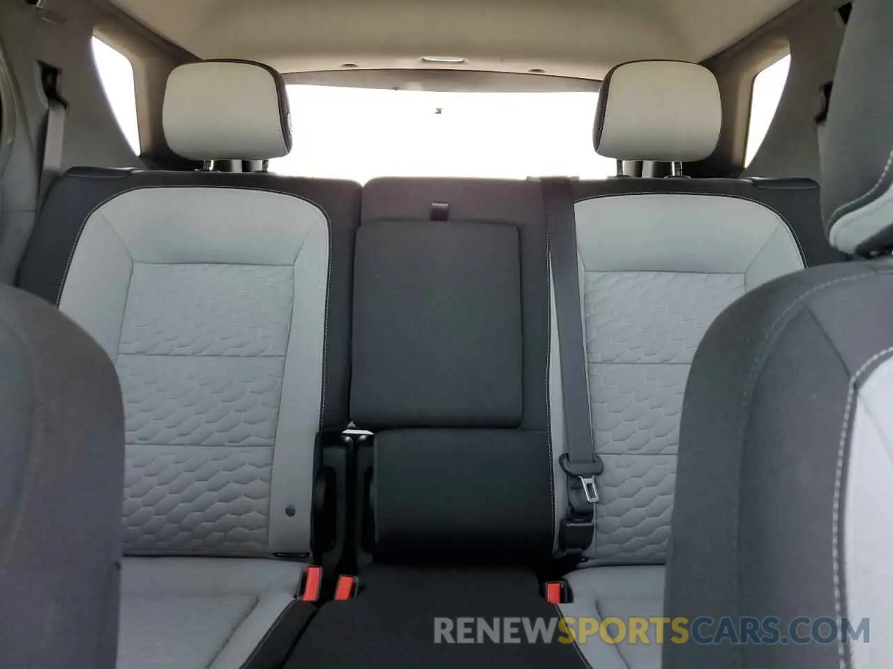 10 Фотография поврежденного автомобиля 3GNAXHEV5LS702547 CHEVROLET EQUINOX 2020