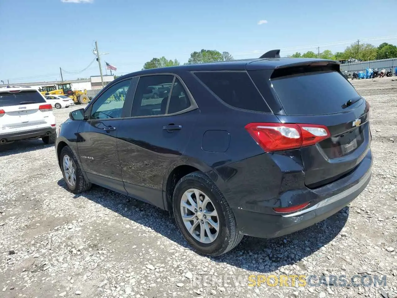 2 Фотография поврежденного автомобиля 3GNAXHEV5LS702547 CHEVROLET EQUINOX 2020