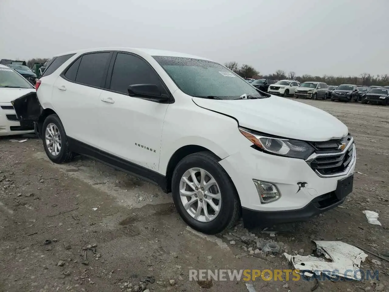 4 Фотография поврежденного автомобиля 3GNAXHEV5LS732423 CHEVROLET EQUINOX 2020