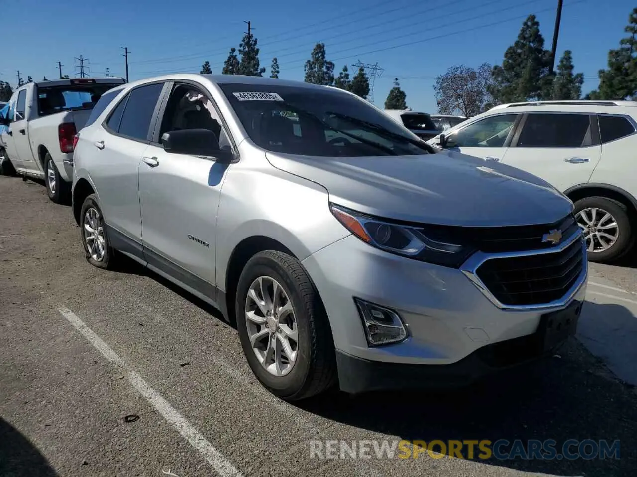 4 Фотография поврежденного автомобиля 3GNAXHEV5LS736925 CHEVROLET EQUINOX 2020