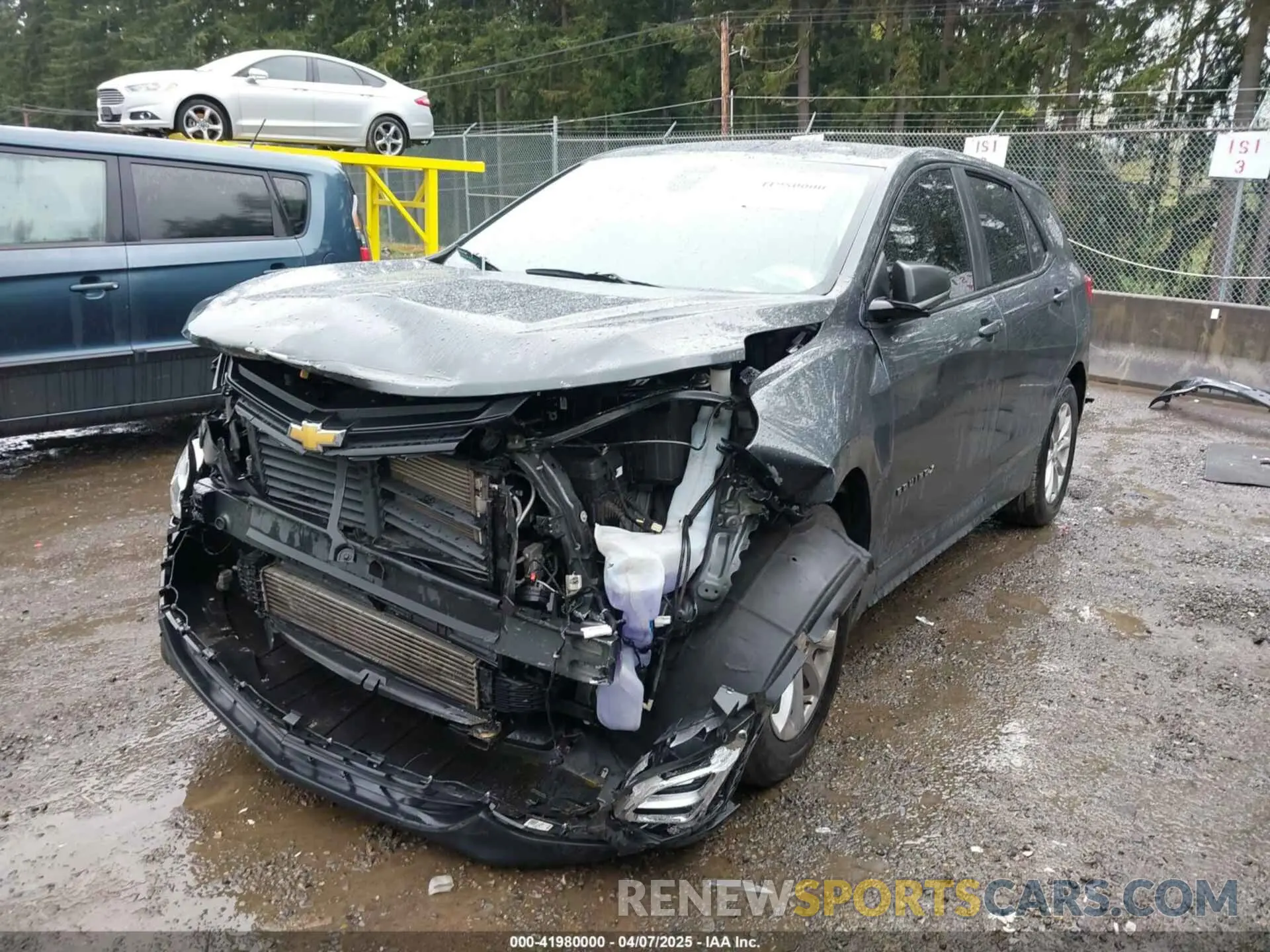 2 Photograph of a damaged car 3GNAXHEV6LS501658 CHEVROLET EQUINOX 2020