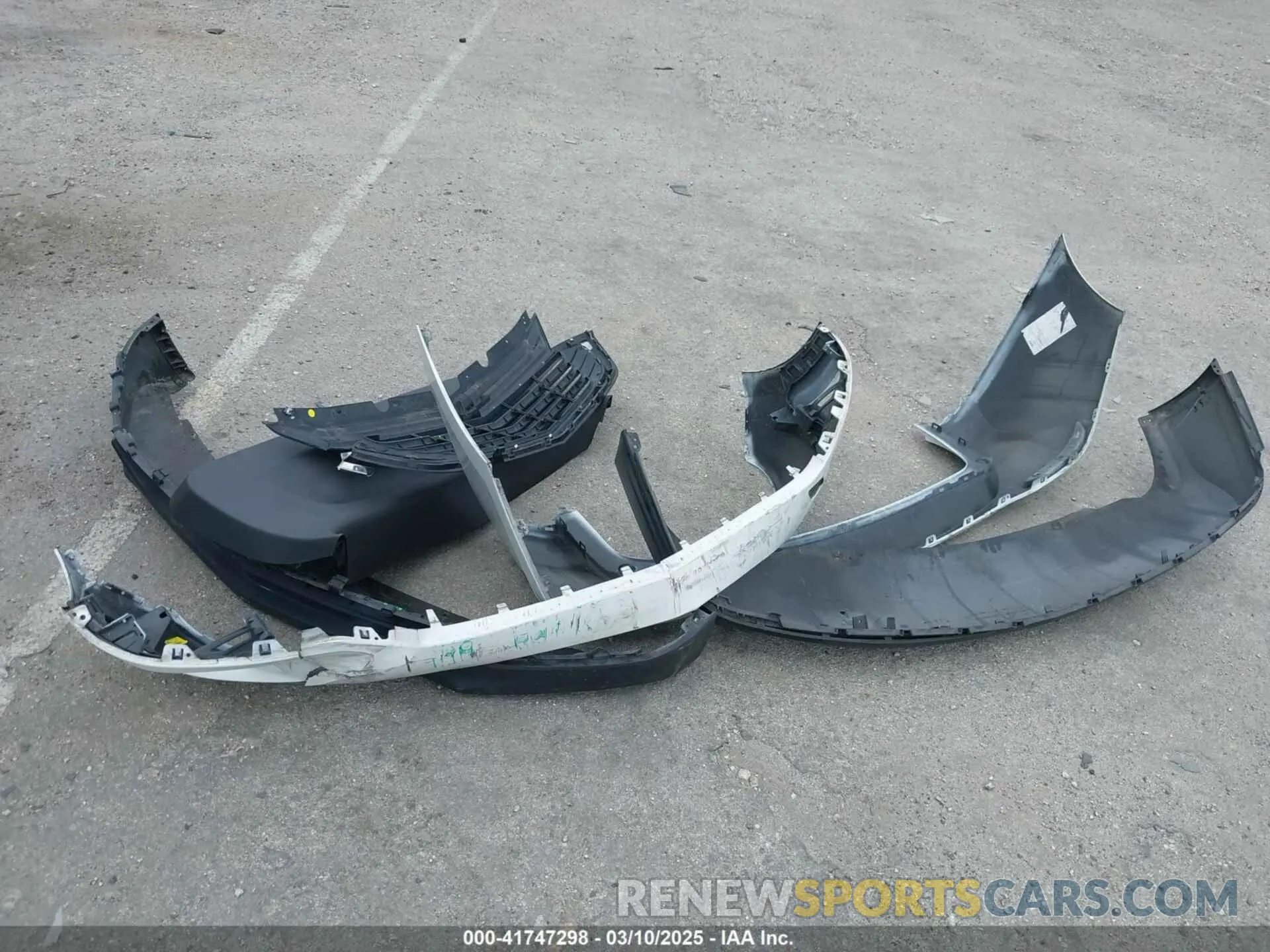 12 Фотография поврежденного автомобиля 3GNAXHEV6LS627857 CHEVROLET EQUINOX 2020
