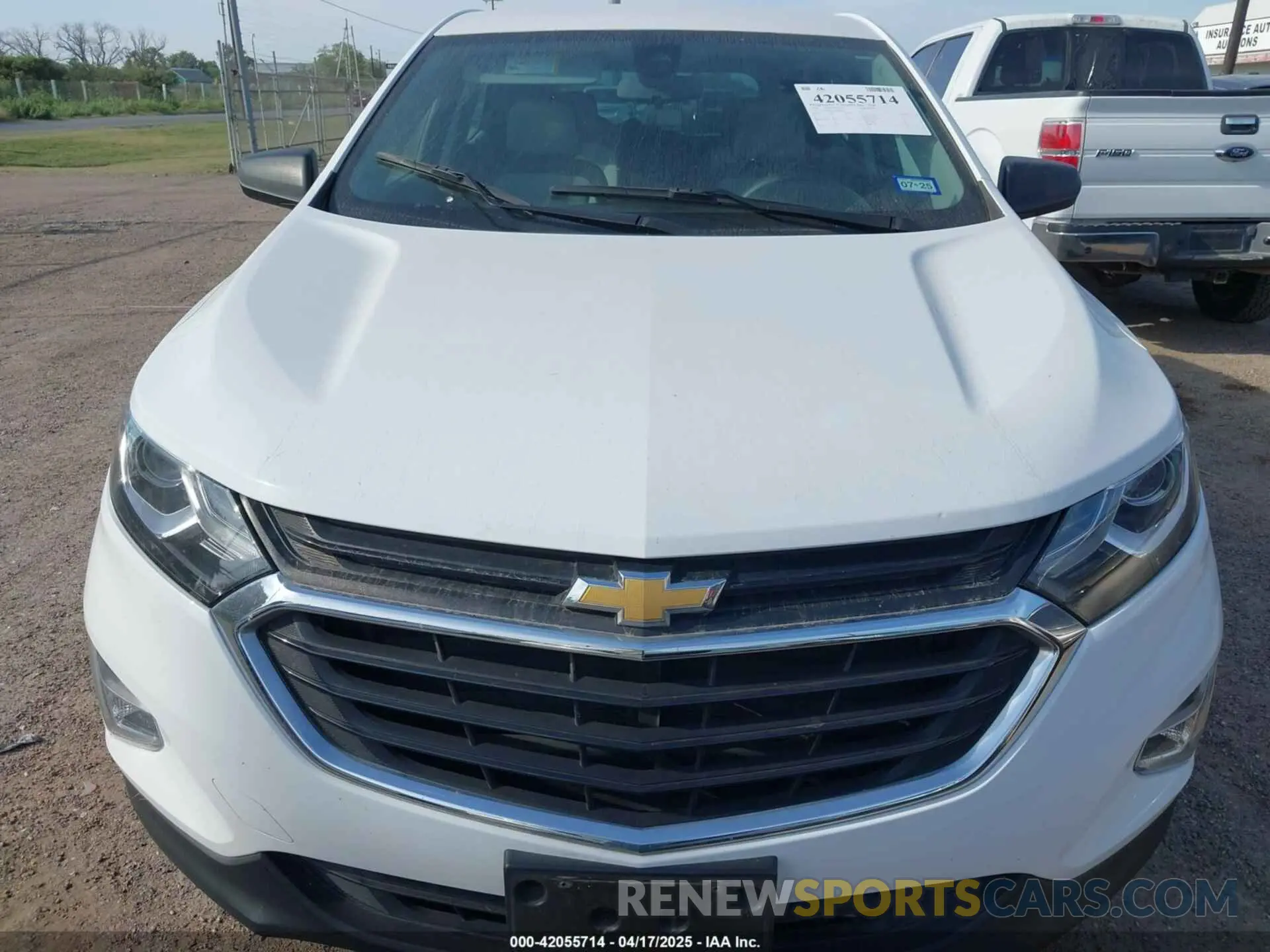 6 Photograph of a damaged car 3GNAXHEV6LS628216 CHEVROLET EQUINOX 2020