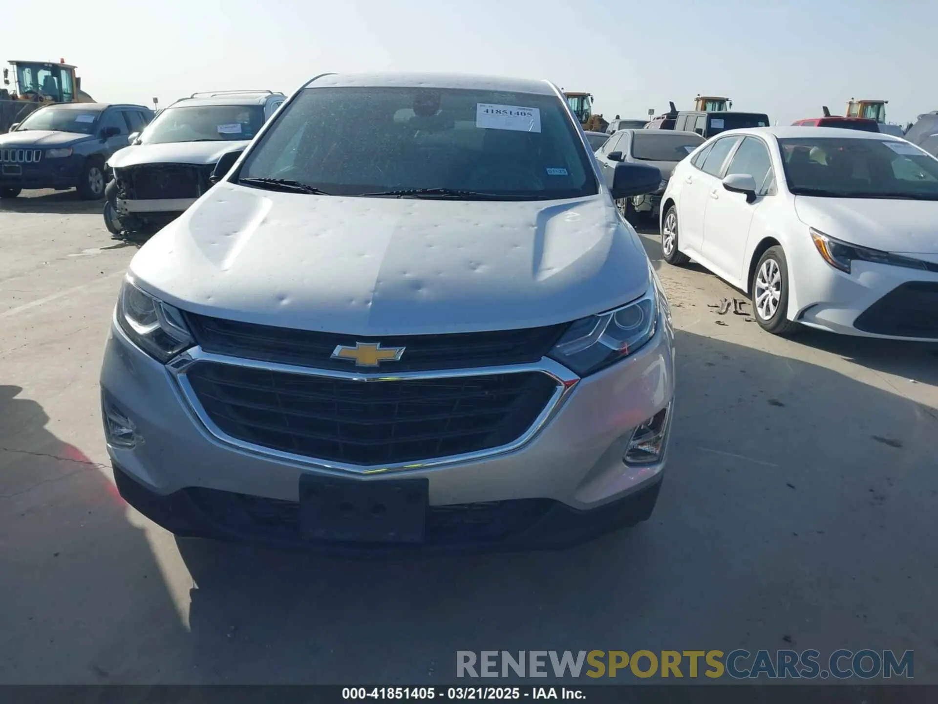 12 Фотография поврежденного автомобиля 3GNAXHEV6LS633156 CHEVROLET EQUINOX 2020