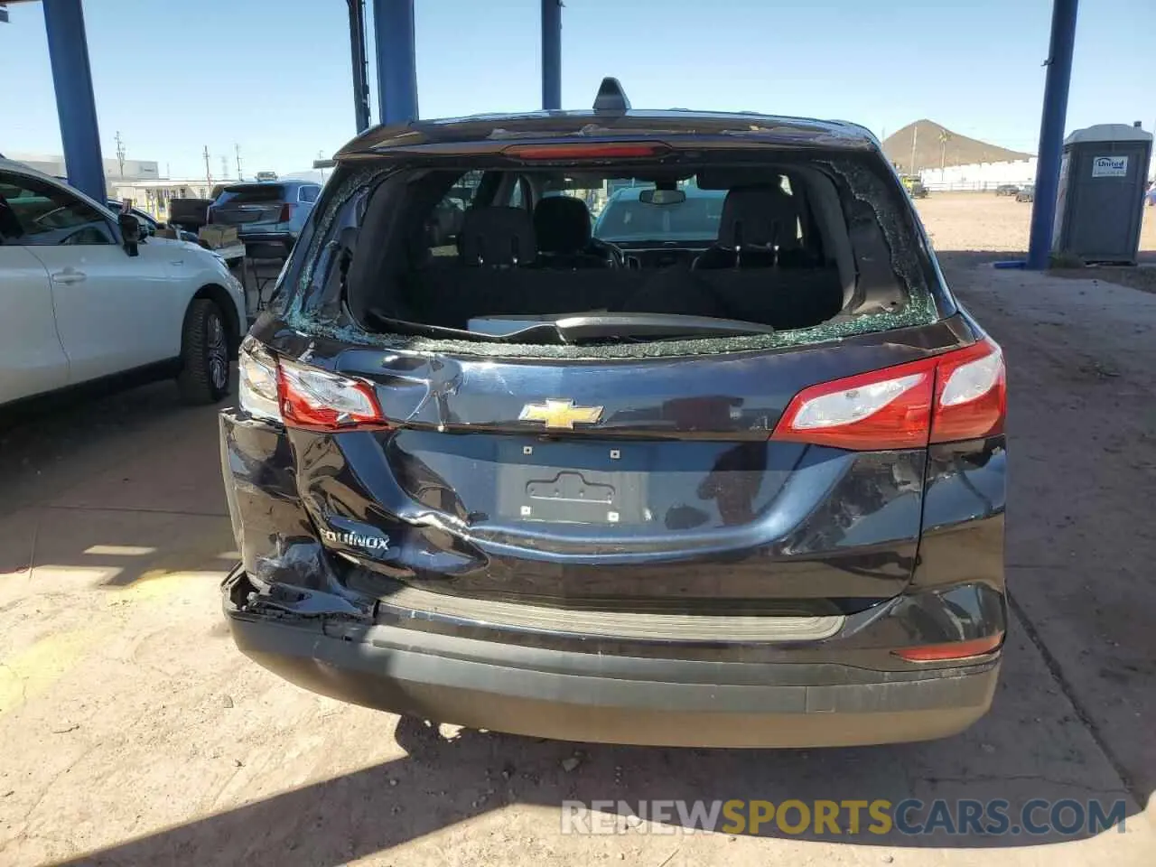 6 Photograph of a damaged car 3GNAXHEV6LS698203 CHEVROLET EQUINOX 2020