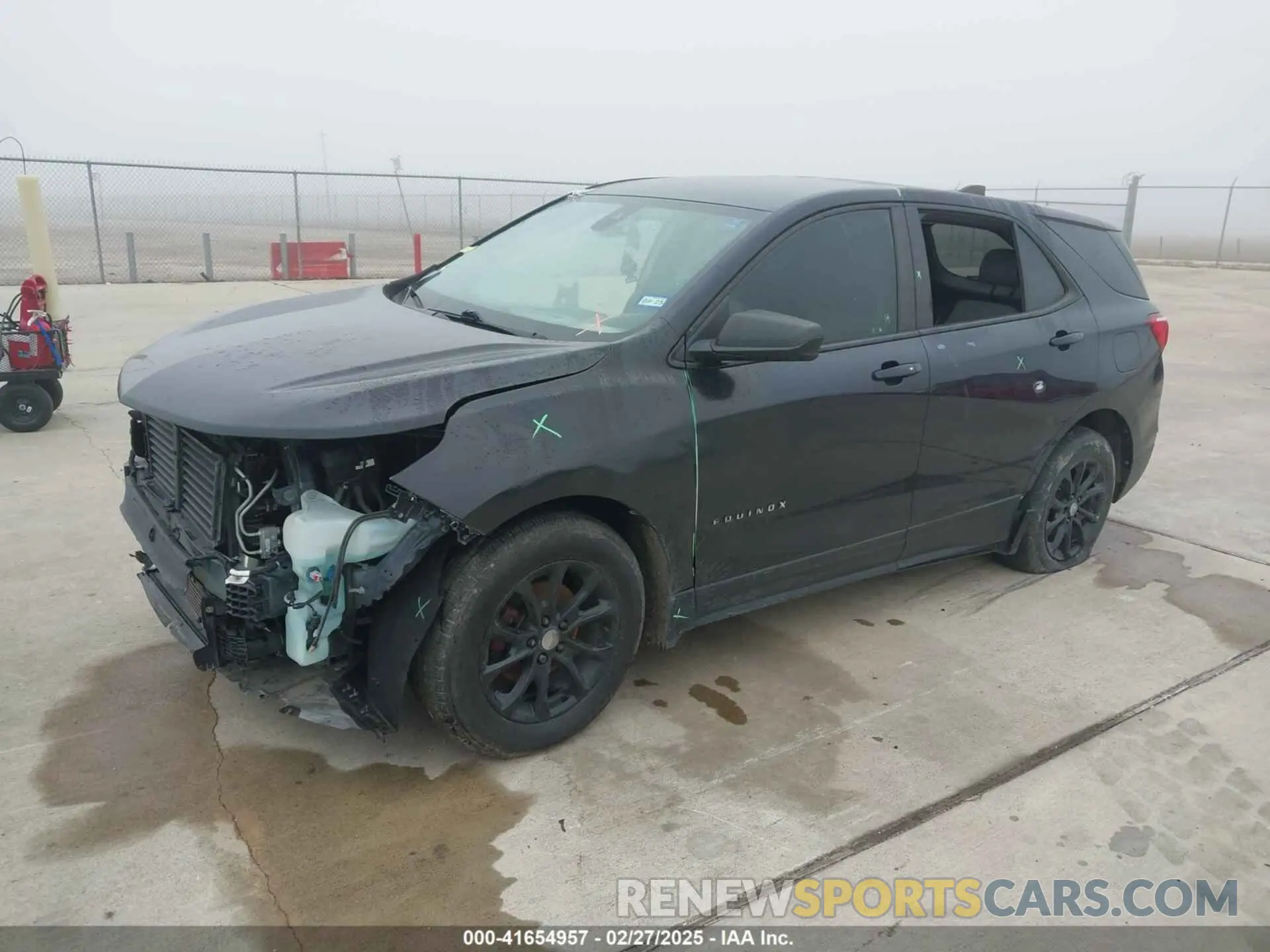2 Фотография поврежденного автомобиля 3GNAXHEV7LS557317 CHEVROLET EQUINOX 2020