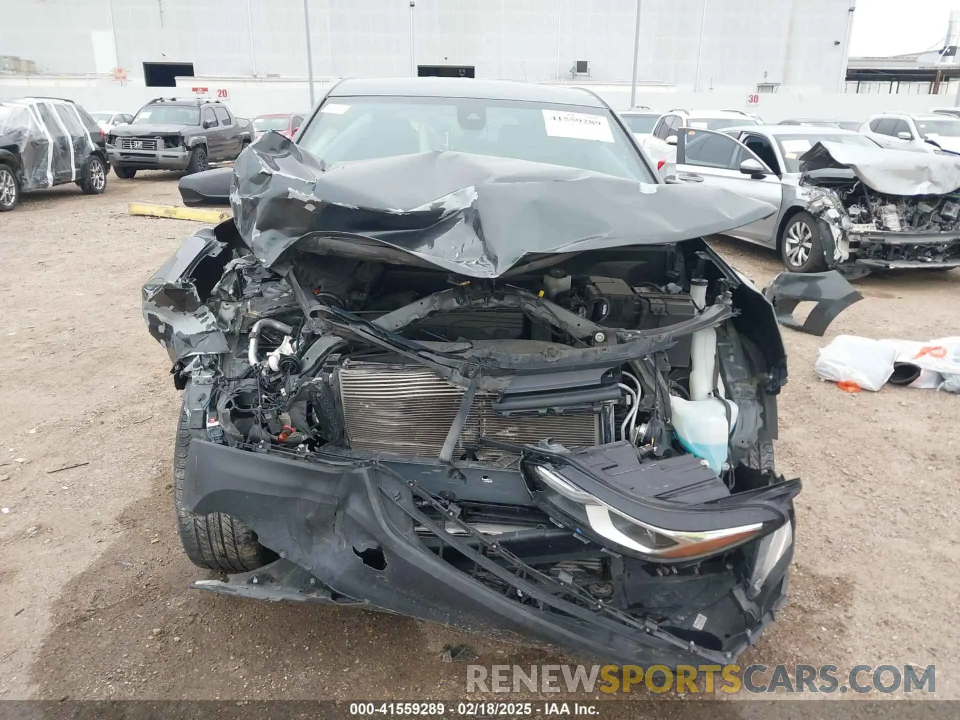13 Фотография поврежденного автомобиля 3GNAXHEV7LS614583 CHEVROLET EQUINOX 2020