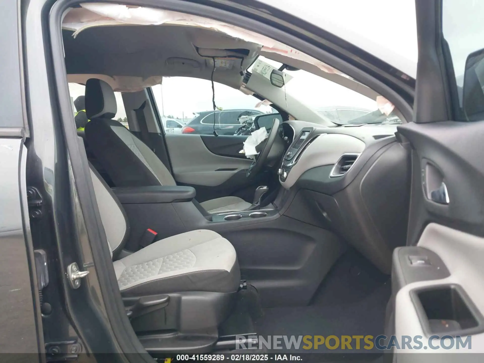 5 Фотография поврежденного автомобиля 3GNAXHEV7LS614583 CHEVROLET EQUINOX 2020