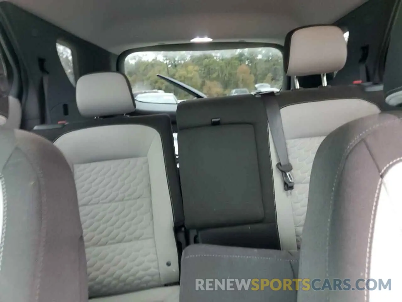 10 Фотография поврежденного автомобиля 3GNAXHEV7LS705577 CHEVROLET EQUINOX 2020
