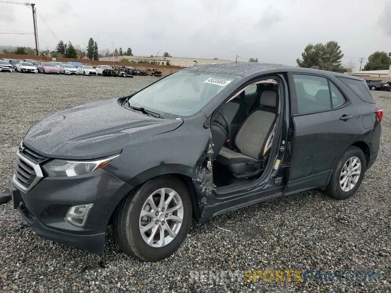 1 Photograph of a damaged car 3GNAXHEV8LS513472 CHEVROLET EQUINOX 2020