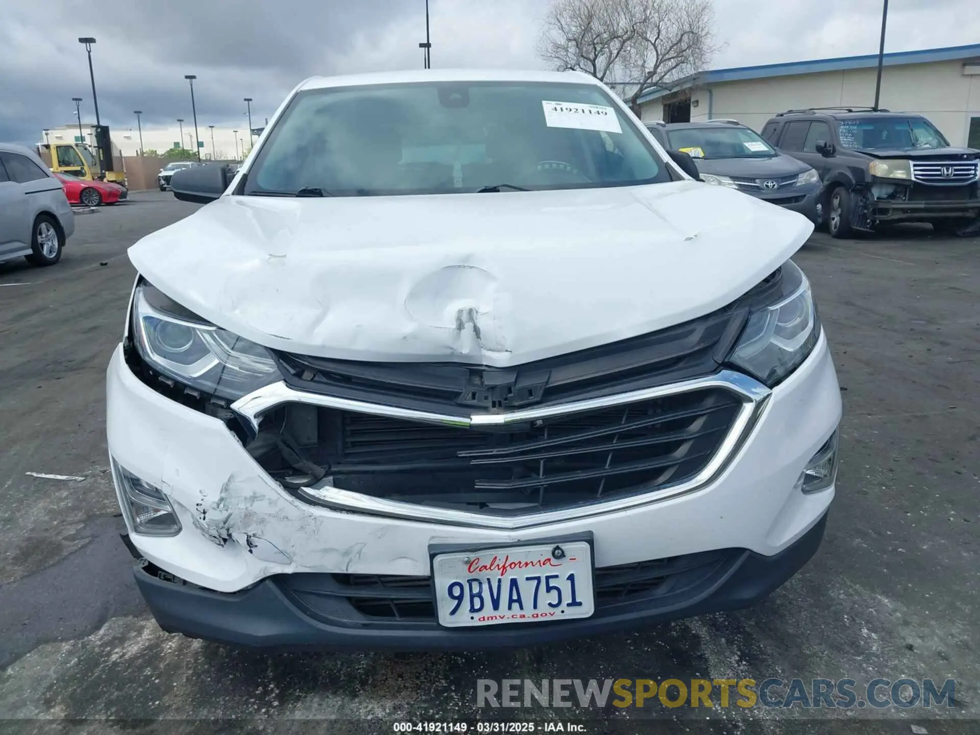 12 Фотография поврежденного автомобиля 3GNAXHEV8LS652064 CHEVROLET EQUINOX 2020