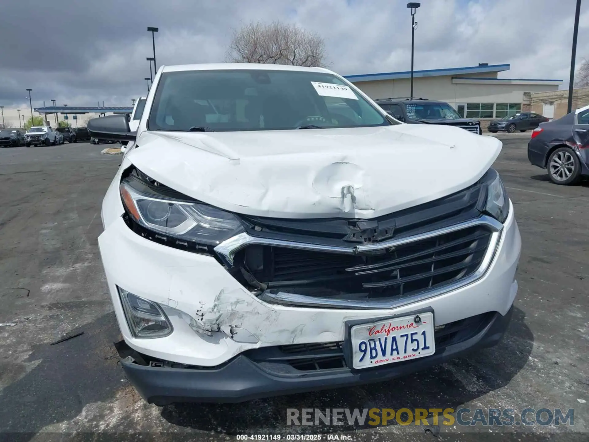 6 Фотография поврежденного автомобиля 3GNAXHEV8LS652064 CHEVROLET EQUINOX 2020