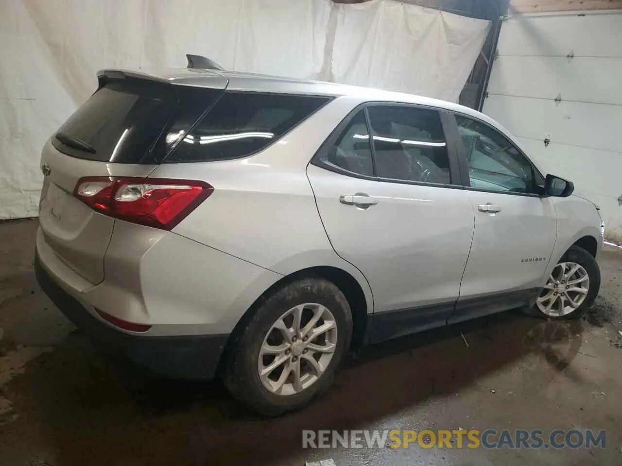 3 Photograph of a damaged car 3GNAXHEV8LS688711 CHEVROLET EQUINOX 2020