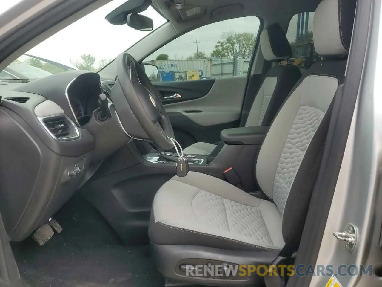 7 Photograph of a damaged car 3GNAXHEV8LS705118 CHEVROLET EQUINOX 2020