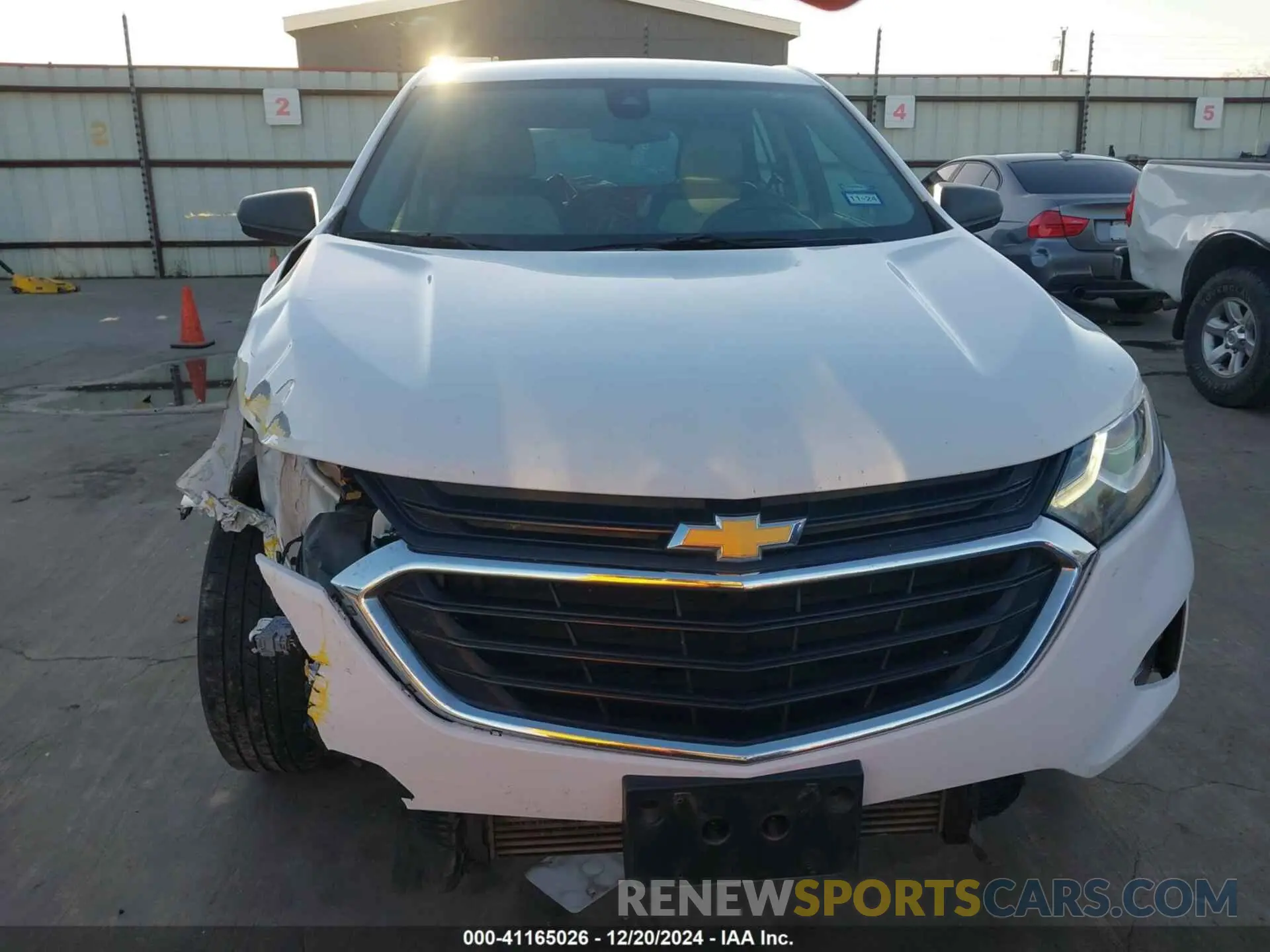 6 Photograph of a damaged car 3GNAXHEV8LS706236 CHEVROLET EQUINOX 2020