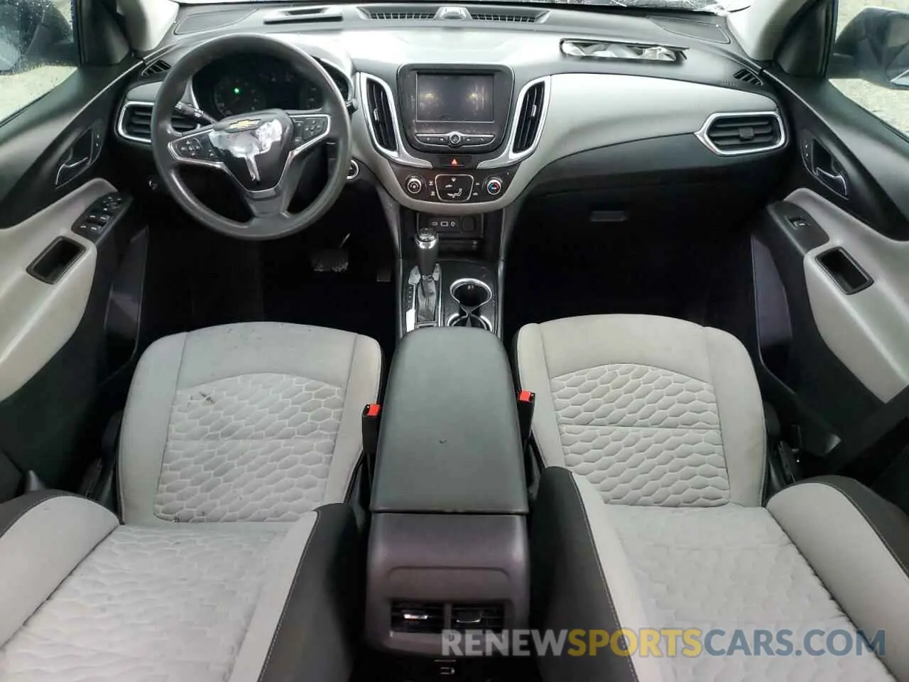 8 Фотография поврежденного автомобиля 3GNAXHEV8LS735056 CHEVROLET EQUINOX 2020