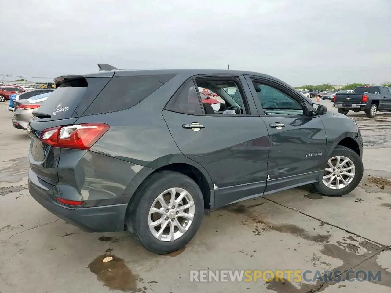 3 Photograph of a damaged car 3GNAXHEV9LS534556 CHEVROLET EQUINOX 2020