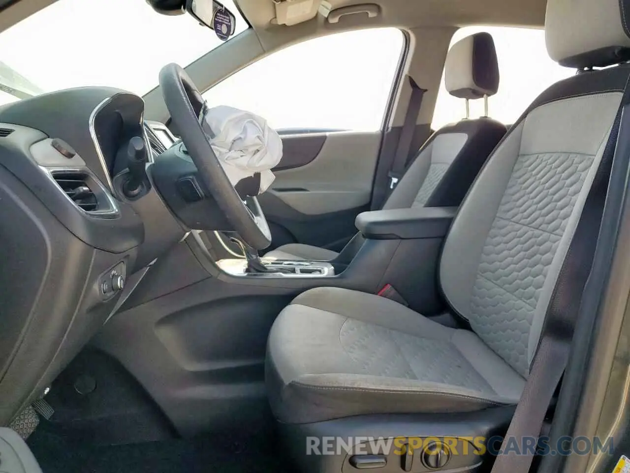 7 Photograph of a damaged car 3GNAXHEV9LS534556 CHEVROLET EQUINOX 2020