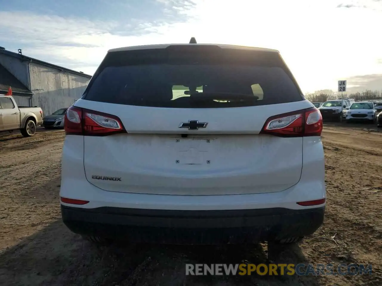 6 Photograph of a damaged car 3GNAXHEV9LS675613 CHEVROLET EQUINOX 2020