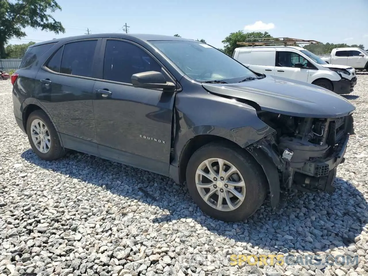 4 Photograph of a damaged car 3GNAXHEVXLS517720 CHEVROLET EQUINOX 2020