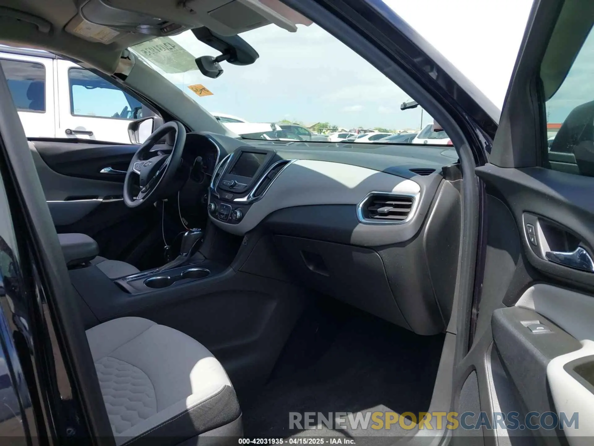 5 Фотография поврежденного автомобиля 3GNAXHEVXLS596886 CHEVROLET EQUINOX 2020