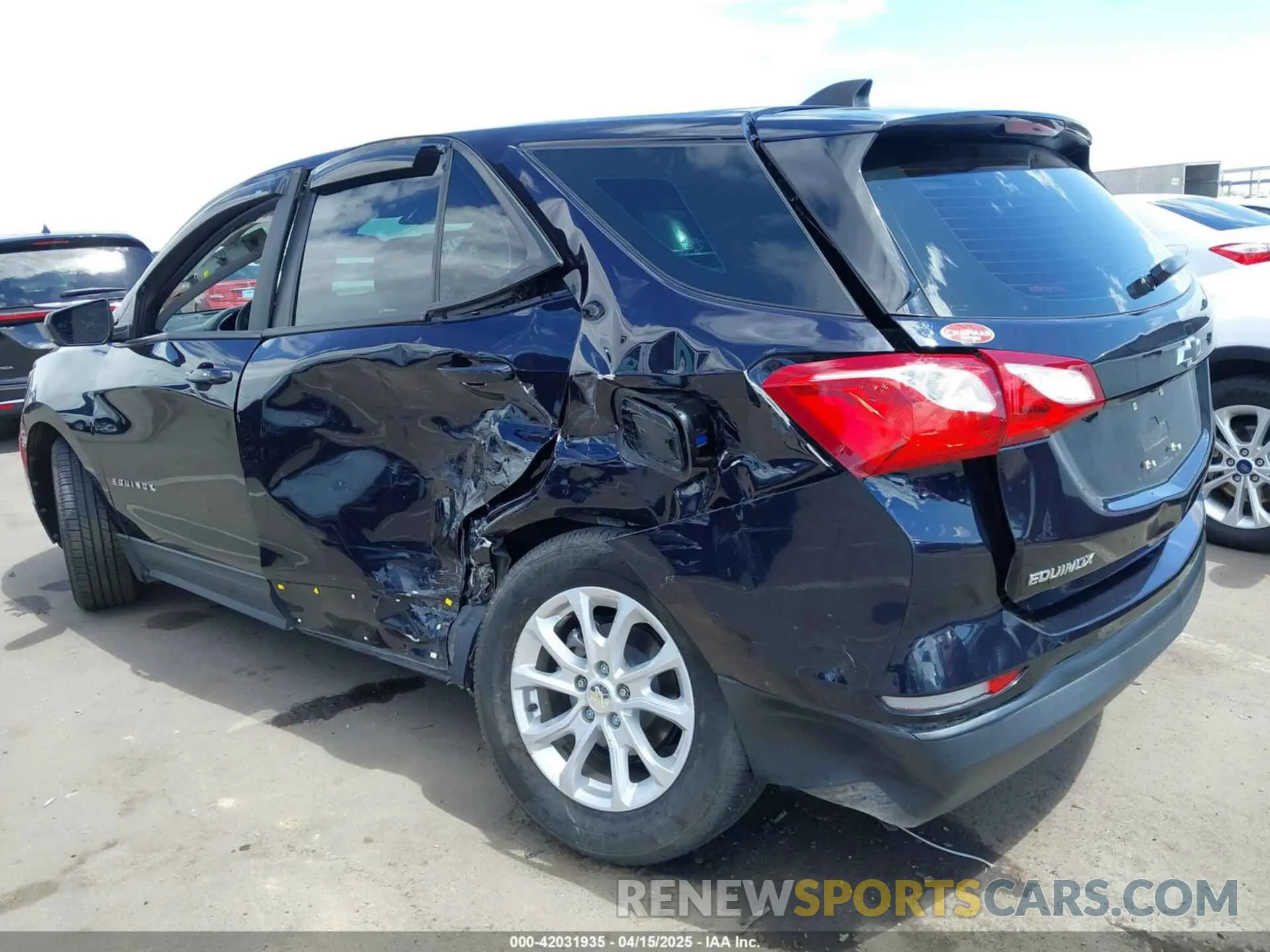 6 Фотография поврежденного автомобиля 3GNAXHEVXLS596886 CHEVROLET EQUINOX 2020