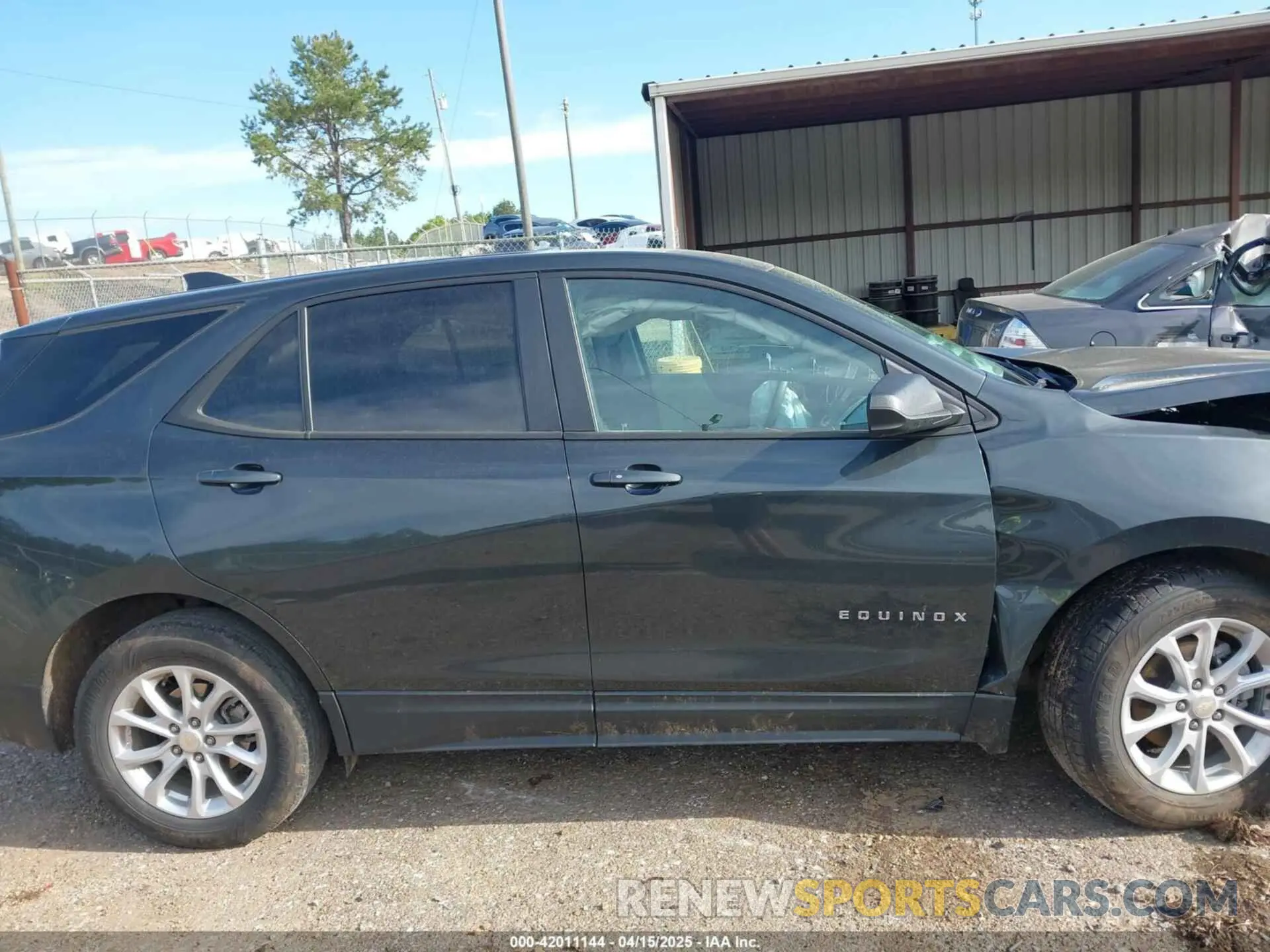 13 Фотография поврежденного автомобиля 3GNAXHEVXLS597357 CHEVROLET EQUINOX 2020