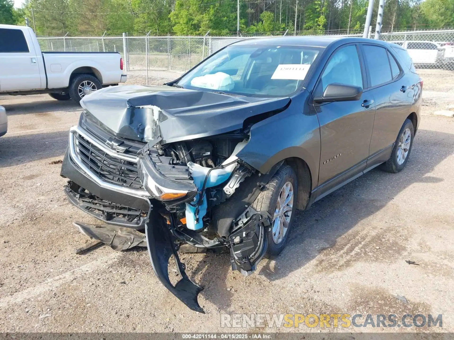 6 Фотография поврежденного автомобиля 3GNAXHEVXLS597357 CHEVROLET EQUINOX 2020