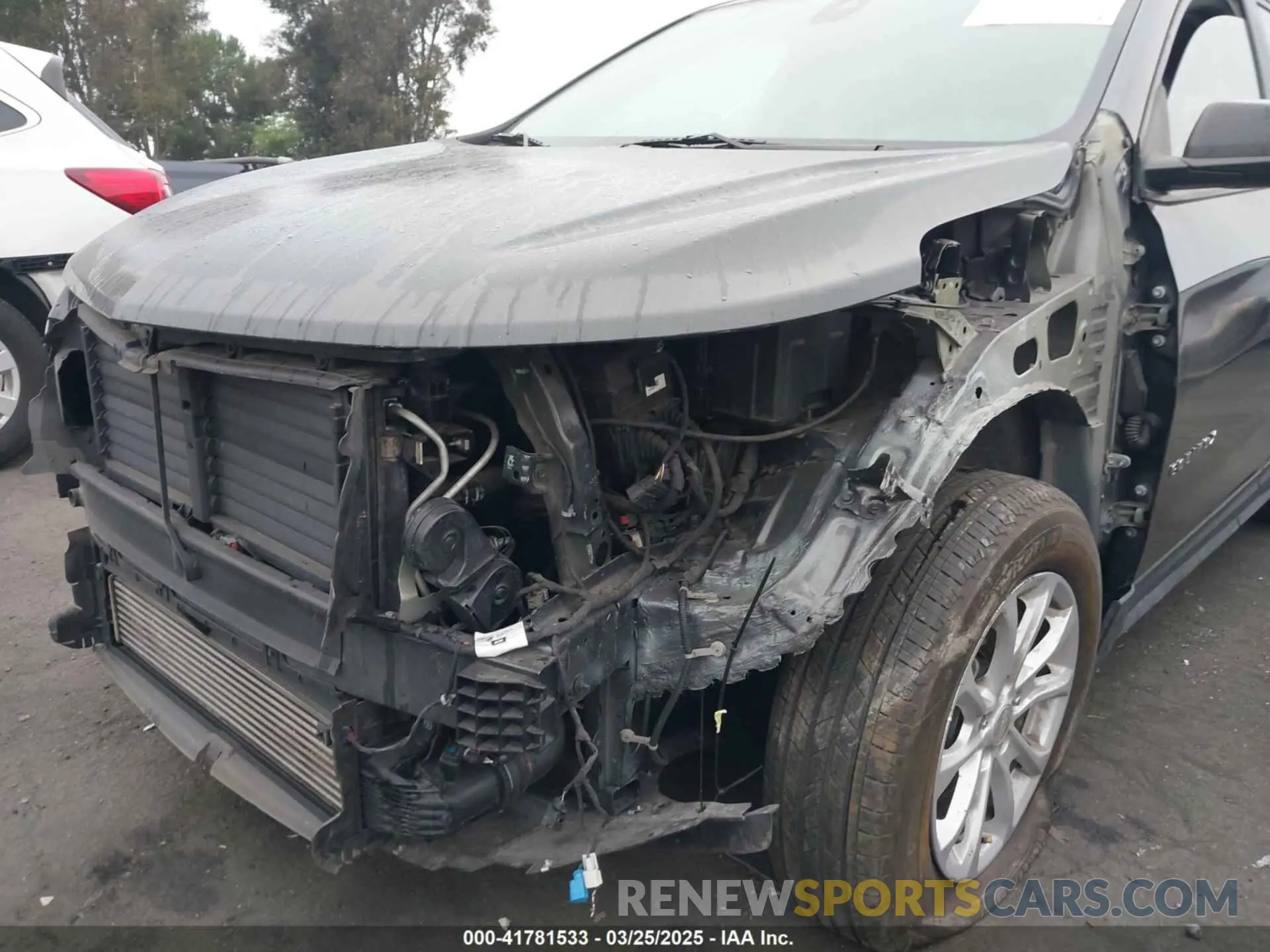 6 Фотография поврежденного автомобиля 3GNAXHEVXLS634441 CHEVROLET EQUINOX 2020