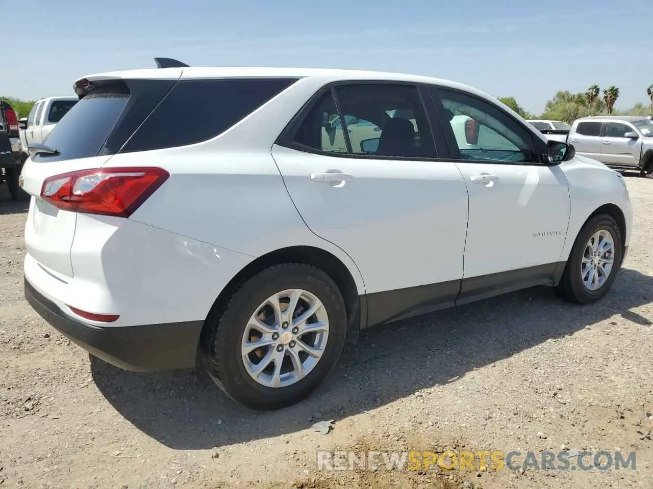 3 Фотография поврежденного автомобиля 3GNAXHEVXLS703340 CHEVROLET EQUINOX 2020